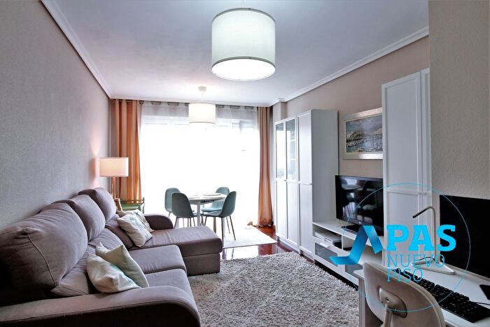 Casas en venta y pisos alquiler - 1