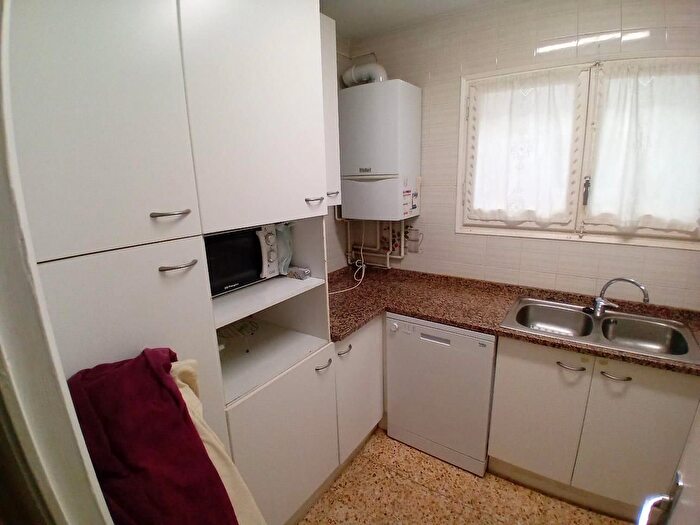 Casas en venta y pisos alquiler - 2