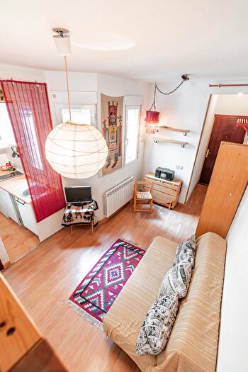 Casas en venta y pisos alquiler - 2