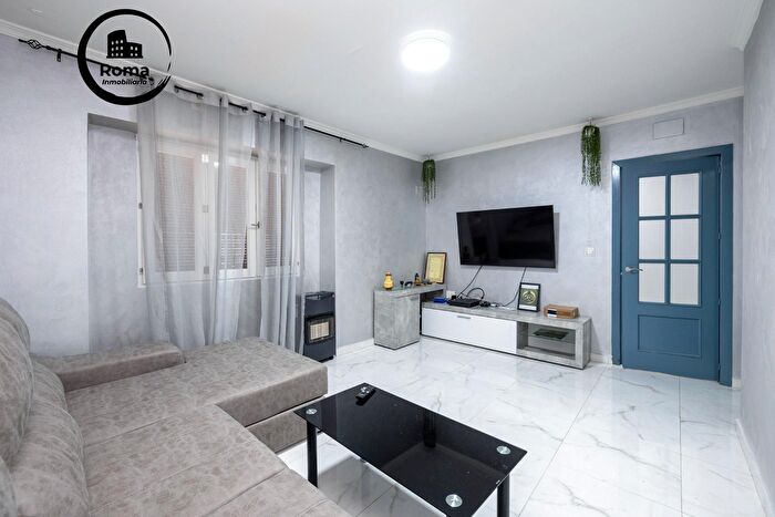 Casas en venta y pisos alquiler - 2