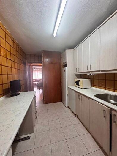 Piso en venta en Castilla y León, Ávila de 3 habitaciones