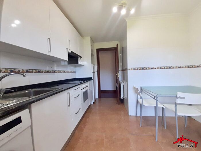 Casas en venta y pisos alquiler - 2