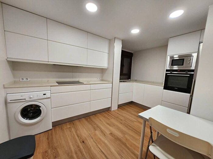 Casas en venta y pisos alquiler - 2