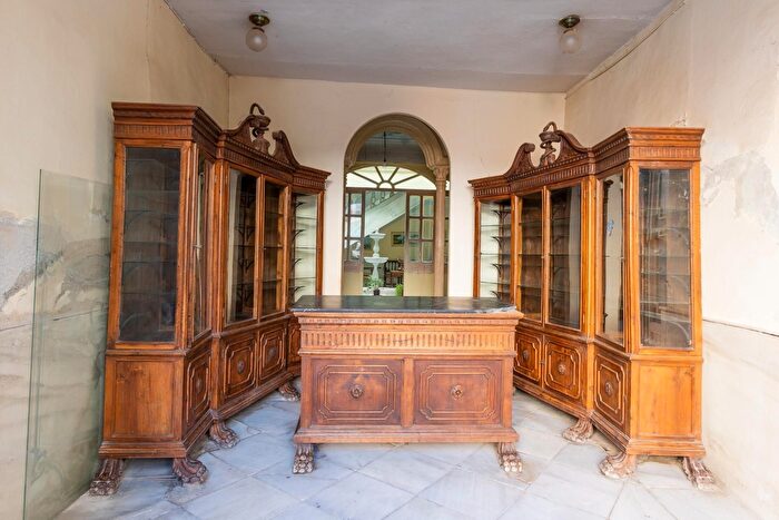 Casas en venta y pisos alquiler - 2