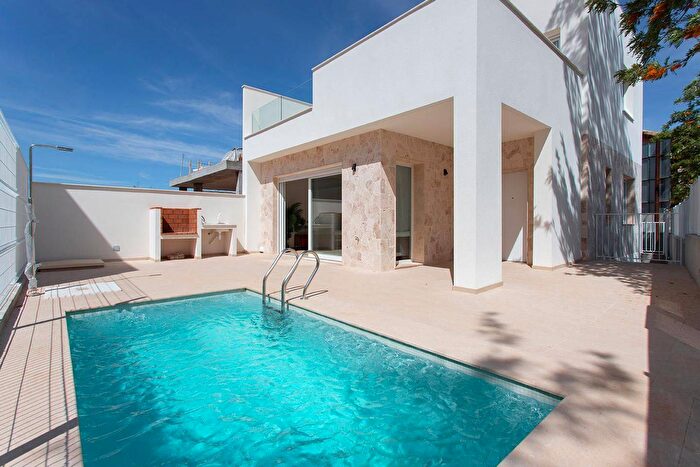 Casas en venta y pisos alquiler - 1