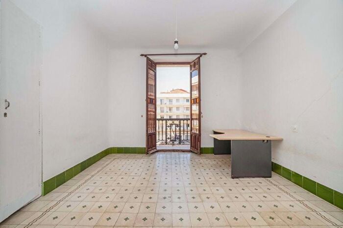 Casas en venta y pisos alquiler - 2