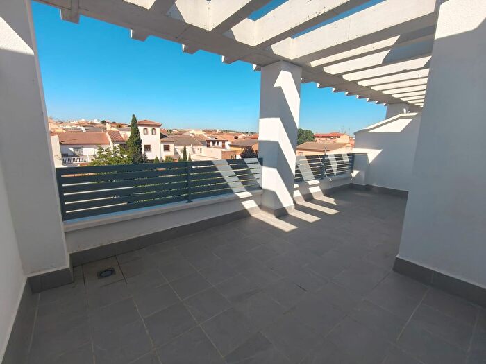 Piso en alquiler en Residencial Triana Barrio Alto, Las Gabias de 1 habitacion