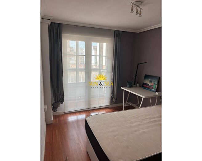 Casas en venta y pisos alquiler - 3
