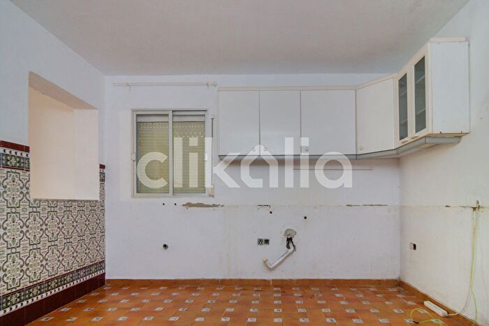 Casas en venta y pisos alquiler - 2