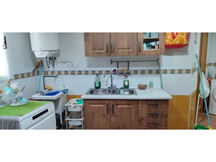 Casas en venta y pisos alquiler - 2
