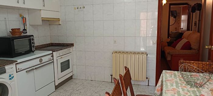Casas en venta y pisos alquiler - 2