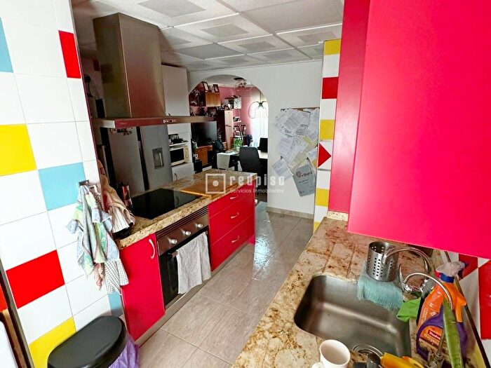Casas en venta y pisos alquiler - 1