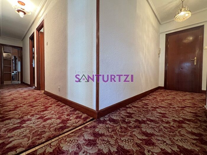 Casas en venta y pisos alquiler - 1