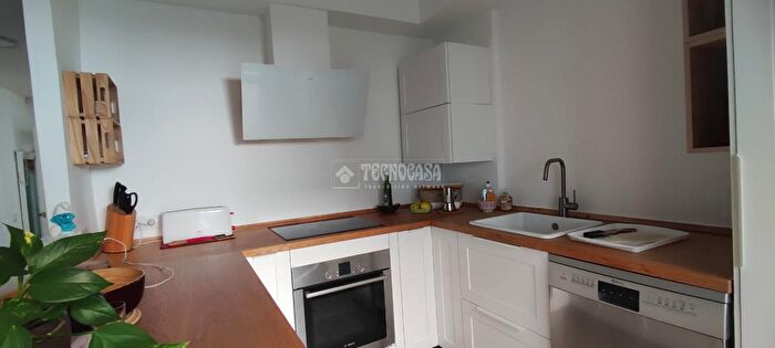 Casas en venta y pisos alquiler - 2