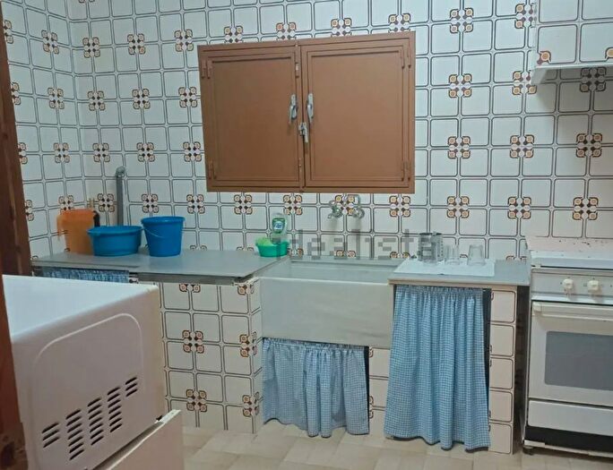 Casas en venta y pisos alquiler - 2