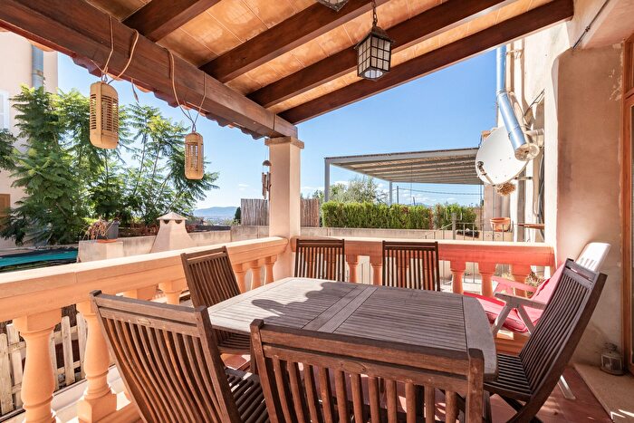 Casas en venta y pisos alquiler - 1