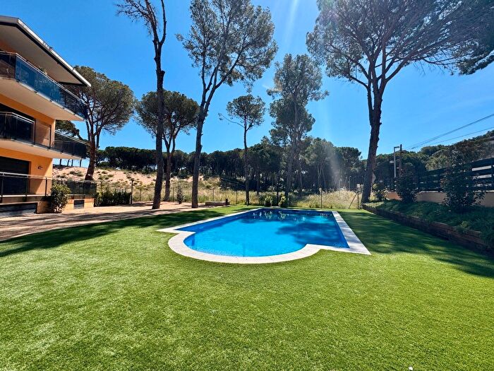 Piso en venta en Pals, Girona de 3 habitaciones