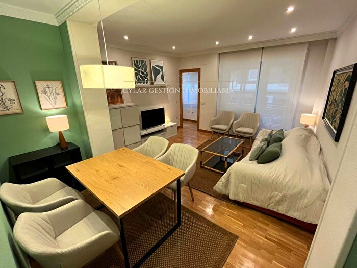 Casas en venta y pisos alquiler - 1