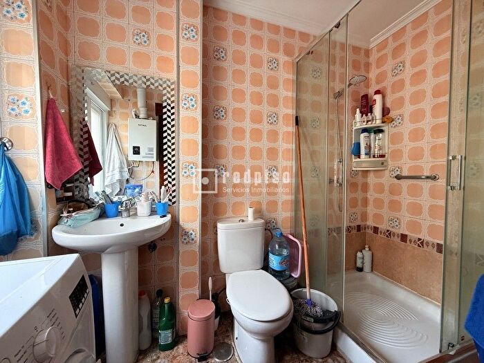 Casas en venta y pisos alquiler - 3