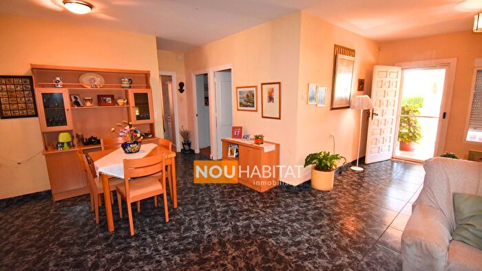 Casas en venta y pisos alquiler - 2