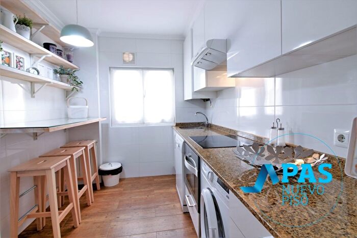 Casas en venta y pisos alquiler - 2