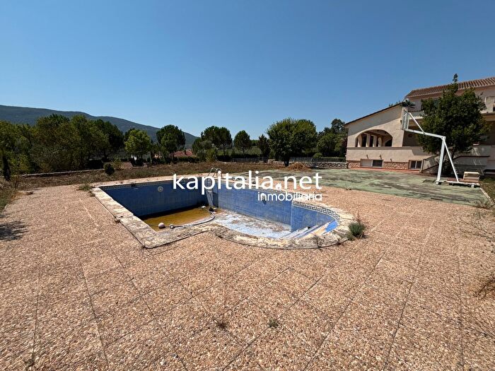 Casa en venta en Batoi, Alcoy Alcoi de 3 habitaciones