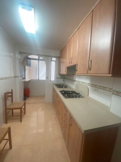 Casas en venta y pisos alquiler - 1