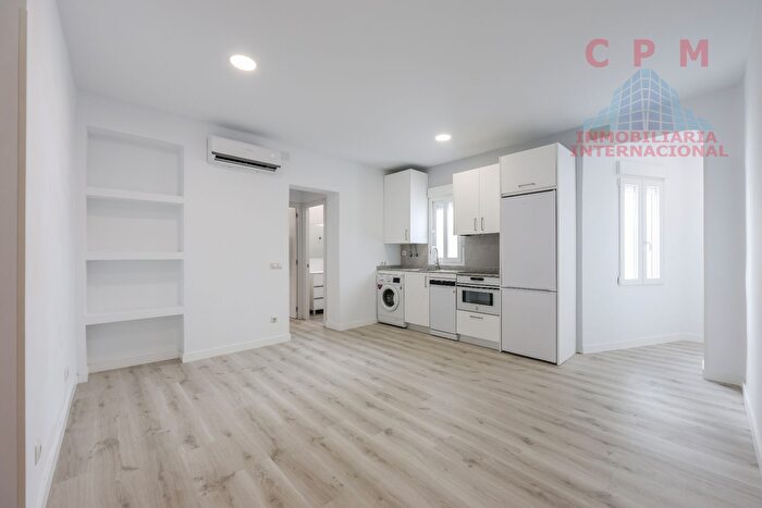 Casas en venta y pisos alquiler - 1