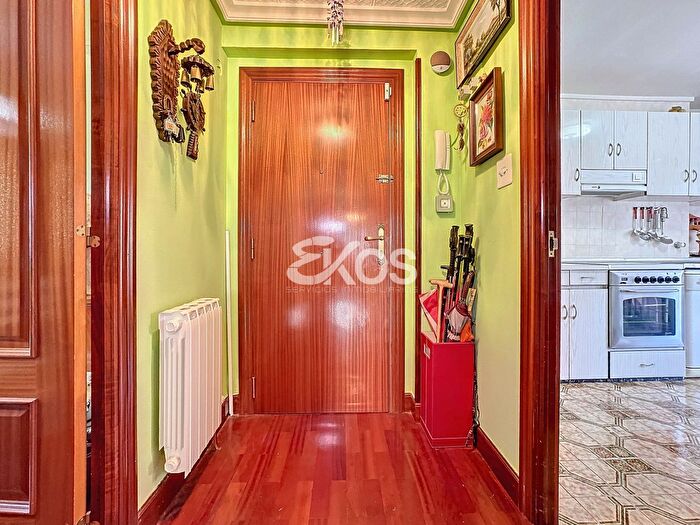 Casas en venta y pisos alquiler - 2
