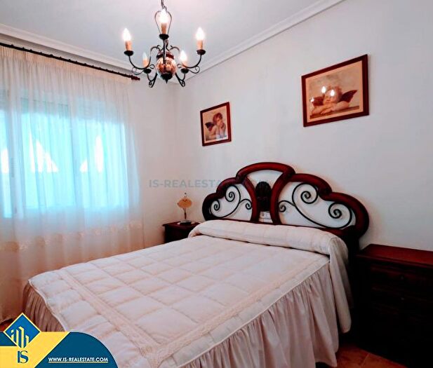 Casas en venta y pisos alquiler - 3