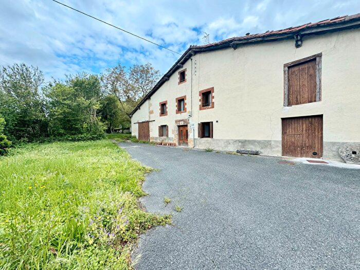 Casa en venta en Asparrena, Araba Álava de 3 habitaciones