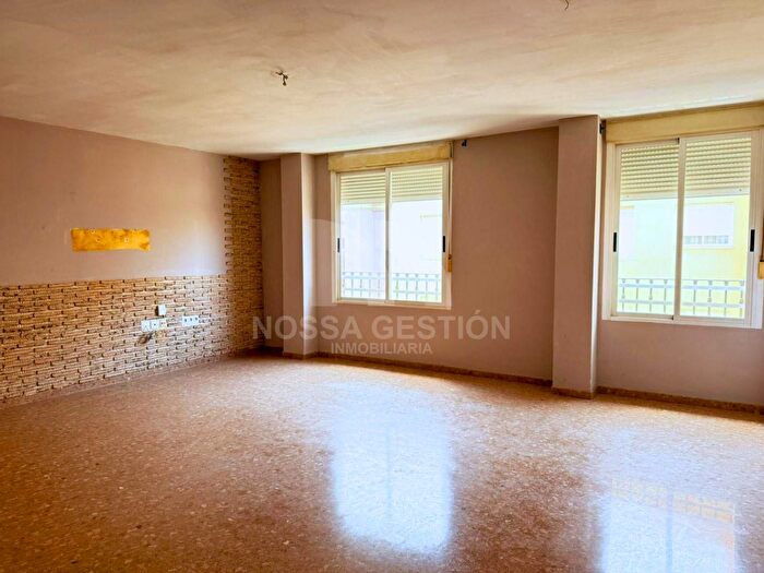 Casas en venta y pisos alquiler - 1