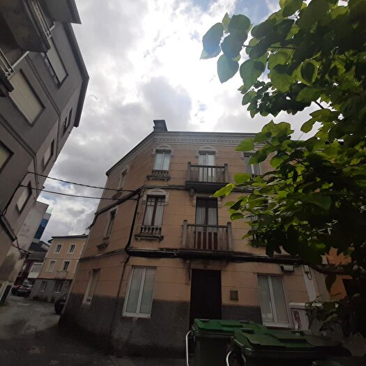 Casa en venta en Viveiro, Lugo de 10 habitaciones