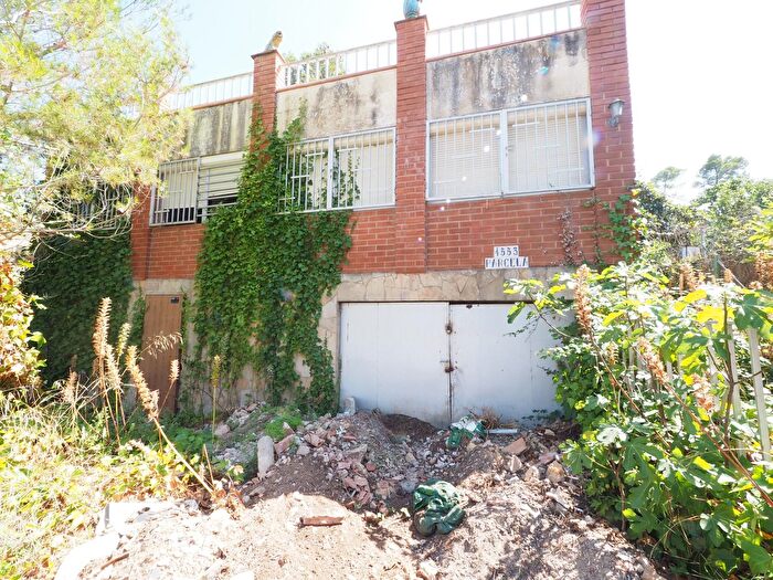Casa en venta en La Torre de Claramunt, Barcelona de 2 habitaciones