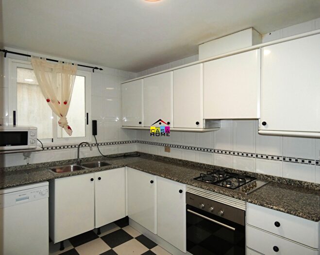 Casas en venta y pisos alquiler - 2