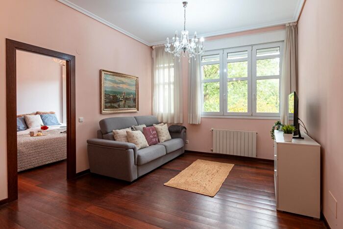 Casas en venta y pisos alquiler - 3