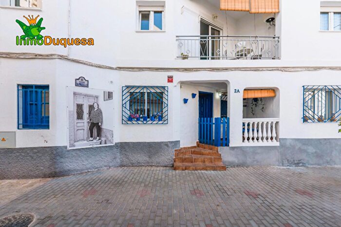 Casa en venta en La Caleta La Guardia, Salobreña de 5 habitaciones