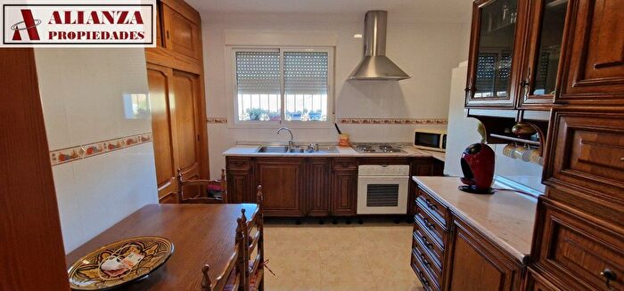Casas en venta y pisos alquiler - 1
