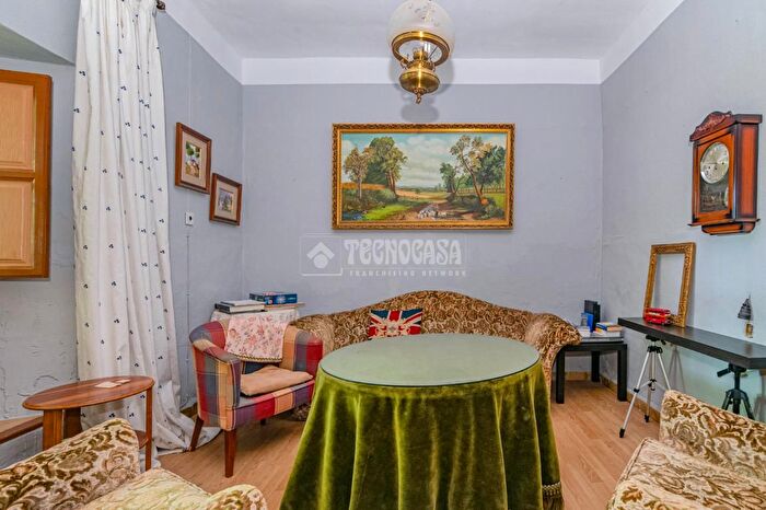 Casa en venta en Padul, Granada de 8 habitaciones