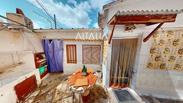 Casas en venta y pisos alquiler - 3