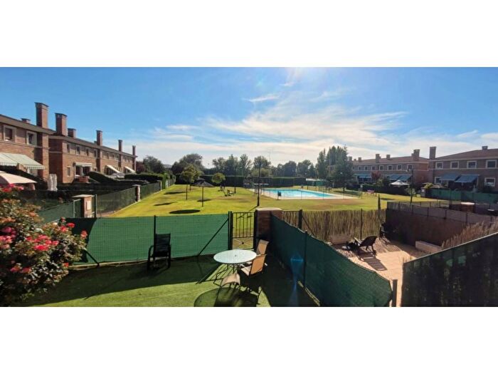 Casas en venta y pisos alquiler - 1
