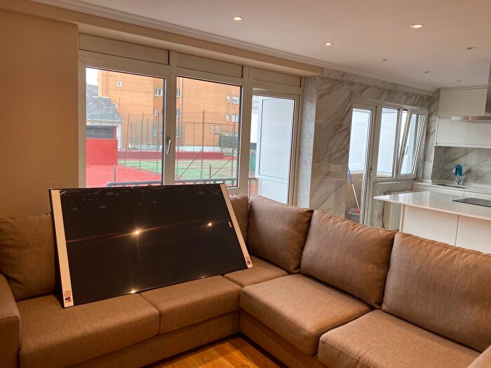 Casas en venta y pisos alquiler - 3