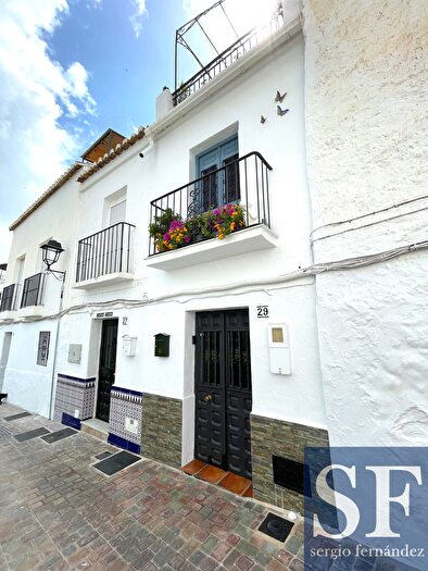 Casa en venta en Sayalonga, Málaga de 2 habitaciones