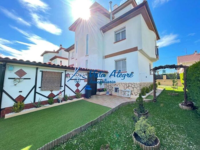 Casas en venta y pisos alquiler - 1