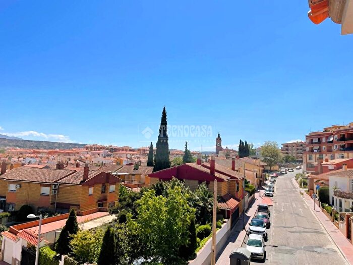 Casa en venta en Guadix, Granada de 4 habitaciones