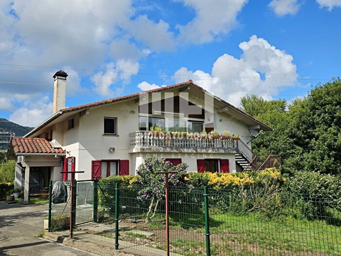 Casa en venta en Lapice Larreaundi Olaberria Meaka, Irun de 6 habitaciones