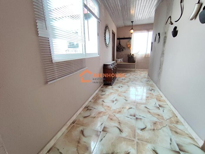 Casas en venta y pisos alquiler - 2