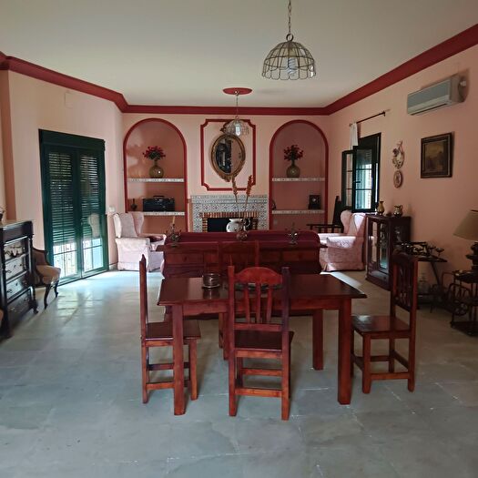 Casa en venta en Los Marines, Huelva de 4 habitaciones
