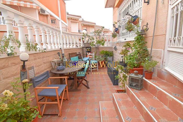 Casas en venta y pisos alquiler - 1