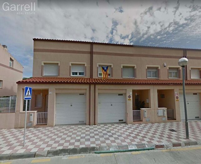 Casa en venta en Riudecanyes, Tarragona de 3 habitaciones